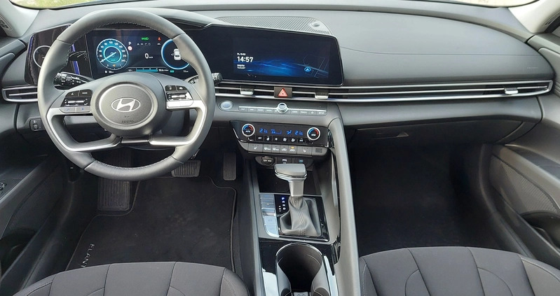 Hyundai Elantra cena 116103 przebieg: 1, rok produkcji 2024 z Skarżysko-Kamienna małe 22